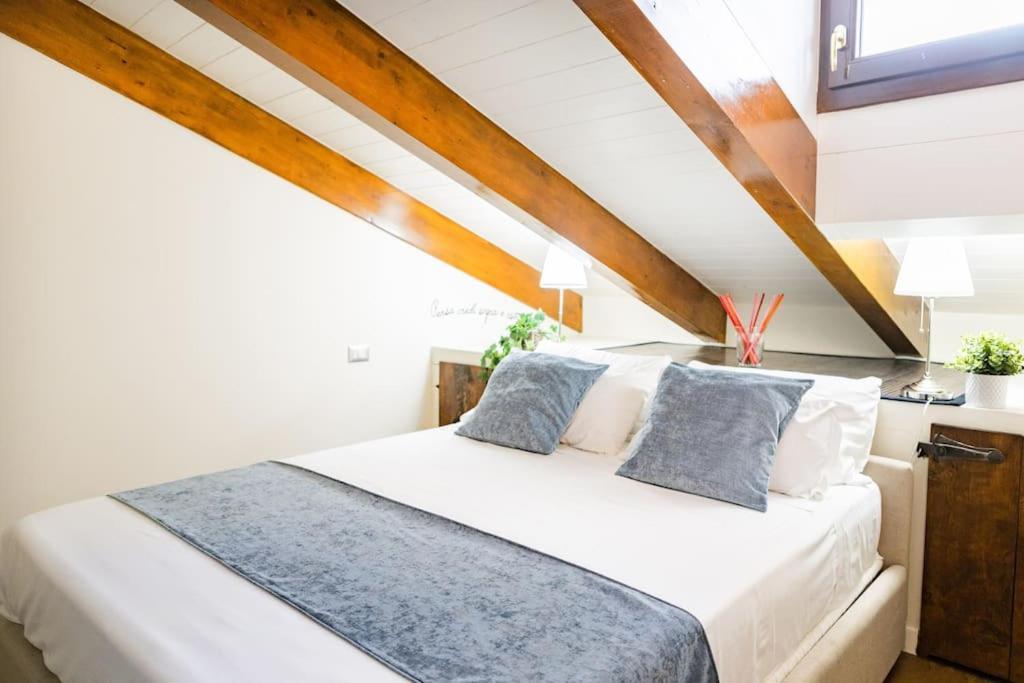 Canonica Attic Apartment Milano Ngoại thất bức ảnh