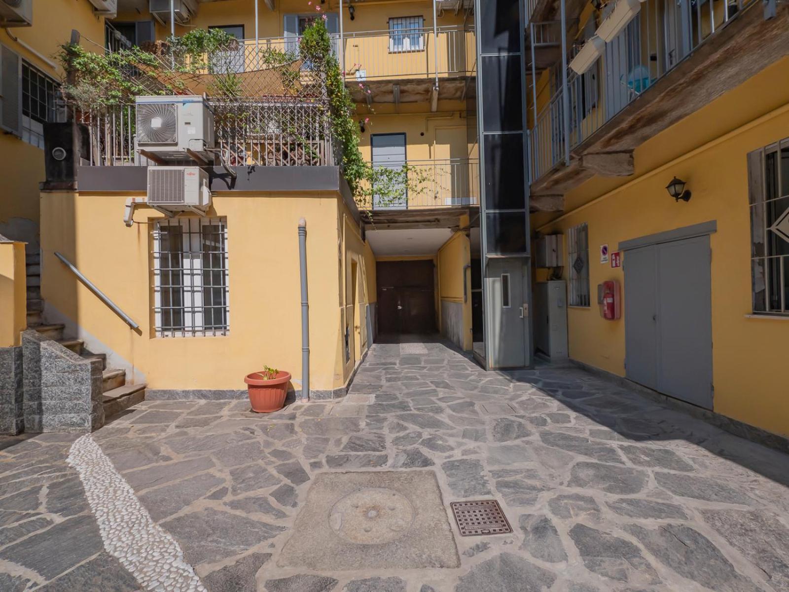 Canonica Attic Apartment Milano Ngoại thất bức ảnh